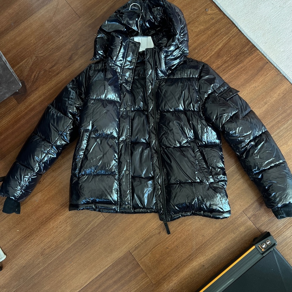 Aqua Shiny Black Puffer Jacket